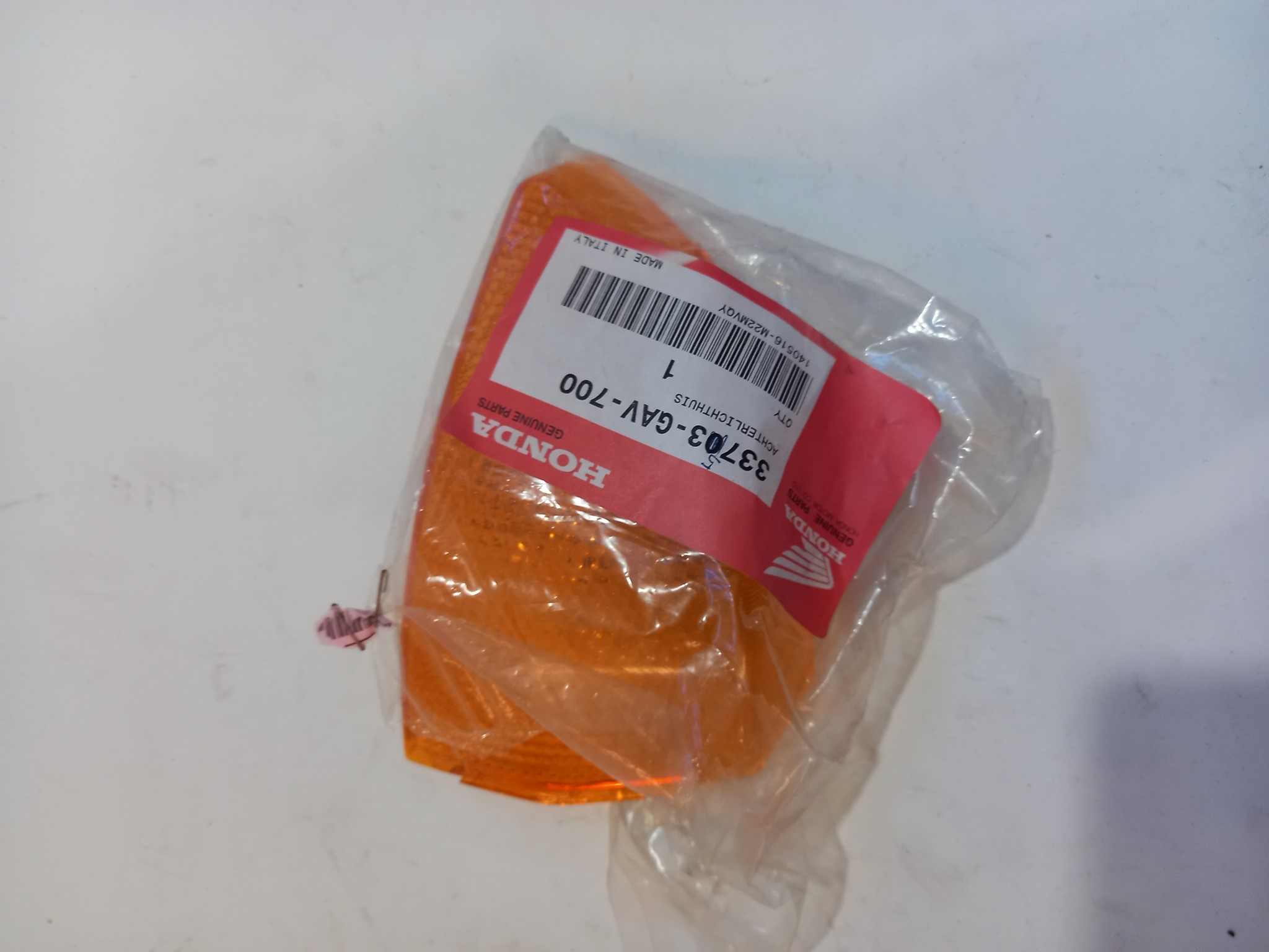 Picture of Honda  LENS RR WINKER  33703-GAV-700